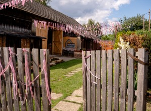 Kiedy Jaśkowa Stodoła stała pusta, a my zrobiliśmy z niej przestrzeń do celebrowania najpiękniejszych chwil.